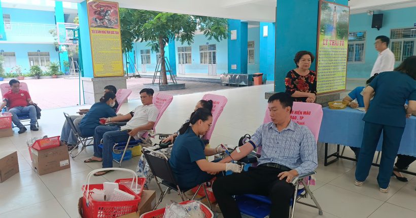 z6905051879615_816c38d3cd3fce522ff23d9719f76db9